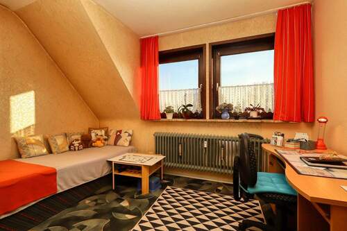 Kinderzimmer - Etagenwohnung mit 71,00 m&sup2; in Bremerhaven zum Kaufen