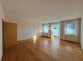 Elternschlafzimmer mit traumhaftem Blick in den Garten - 