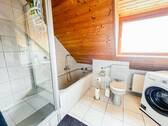 Badezimmer - DG Wohnung - 