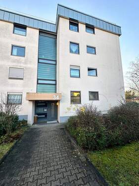 Außenansicht - frisch renovierte 2-Zimmer Wohnung mit Garage nähe Universität