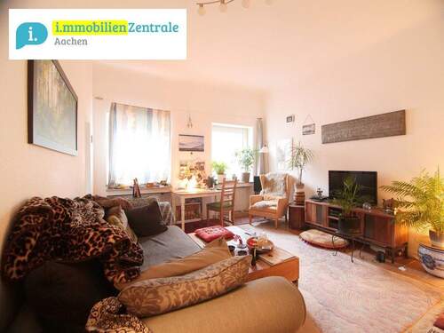 Wohnzimmer (Typ 47 m²) - 1 Zimmer Mehrfamilienhaus, Wohnhaus zum Kaufen in Aachen