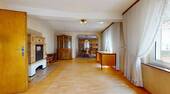 EG_Wohnzimmer - 7 Zimmer Einfamilienhaus zum Kaufen in Felsberg