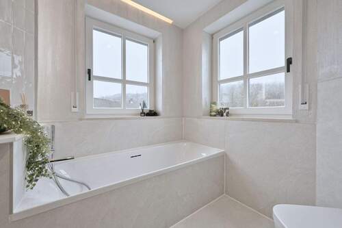 Bad - 4 Zimmer Etagenwohnung in Aystetten