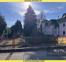 Hohen Neuendorf! Baugrundstück (mit kleinem Abrisshaus) in gefragter Südlage mitten im Ortszentrum