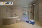 Wanne-/Duschbad - 