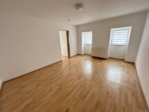 Wohnen EG - 6 Zimmer Mehrfamilienhaus, Wohnhaus zum Kaufen in Gersheim