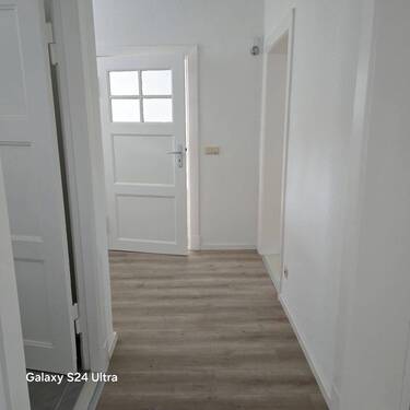 Flur - 3 Zimmer Etagenwohnung in Frankfurt (Oder)