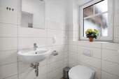 Das Gästebad mit Dusche - 