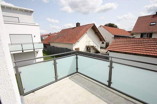 Ausblick vom Balkon - 3 Zimmer Etagenwohnung zur Miete in Neufahrn bei Freising