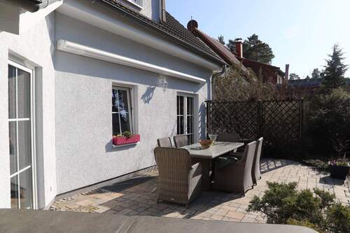 Terrasse mit zwei Zugängen - 