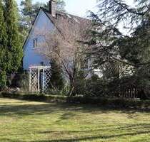 AB SOFORT - Großes, gehobenes Einfamilienhaus mit beheiztem Keller, Brunnen und Tiefgarage in Wandlitz