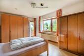 ...Schlafzimmer mit Gartenblick... - 