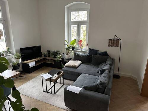 Wohnzimmer - Attraktive und modernisierte 3-Zimmer-Wohnung in Radebeul-Ost