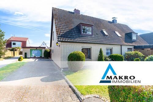 Hausansicht - 3D VIRTUAL TOUR - Doppelhaushälfte mit Baugrundstück in Bestlage Halstenbeks