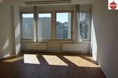 Zimmer 6, A1 - 