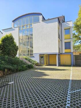 Hausansicht Garage - 