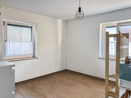 1. Obergeschoss Kind 1 - 