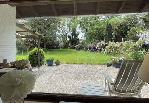 Blick ins Grüne - *!Erneute Preisreduzierung!* Haus zwischen Heide & Rendsburg. Ländlich ruhig mit großem Garten