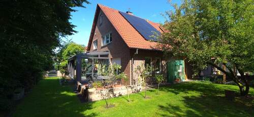 Hausansicht_Seite - Einfamilienhaus mit 253,00 m&sup2; in Ottersberg zum Kaufen