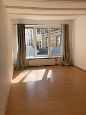 Wohnzimmer Maisonette EG - 1 Zimmer Mehrfamilienhaus, Wohnhaus zum Kaufen in Koblenz