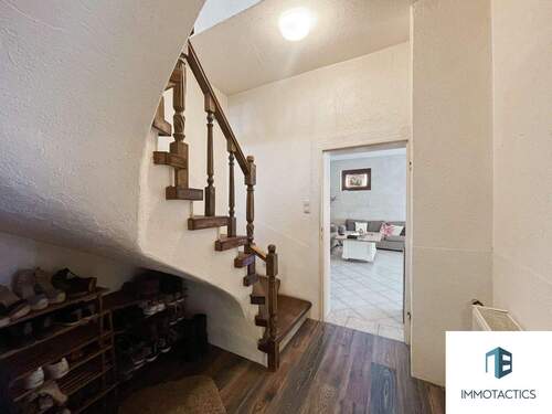 Flur Haus 1 EG - 1 Zimmer Mehrfamilienhaus, Wohnhaus in Münsterappel