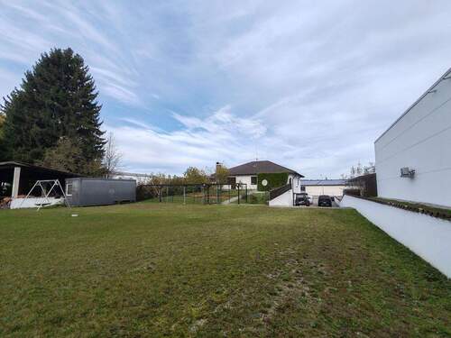 Garten - 1 Zimmer Mehrfamilienhaus, Wohnhaus in Pfarrkirchen