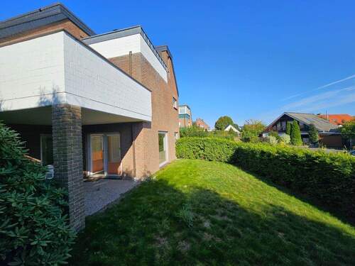 Seitenansicht - Mehrfamilienhaus, Wohnhaus mit 230,00 m&sup2; in Bad Bederkesa zum Kaufen