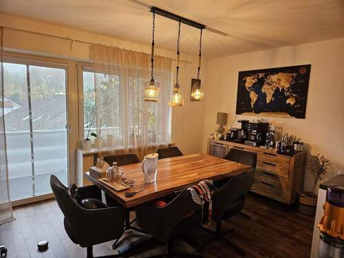 Ess-/Wohnzimmer - 3 Zimmer Etagenwohnung zur Miete in Ottobrunn