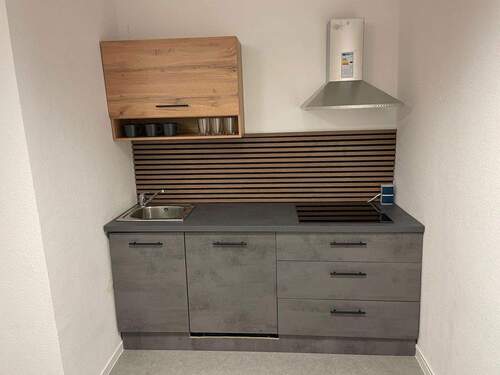 Küche - Büro in Frankfurt - Nieder-Eschbach