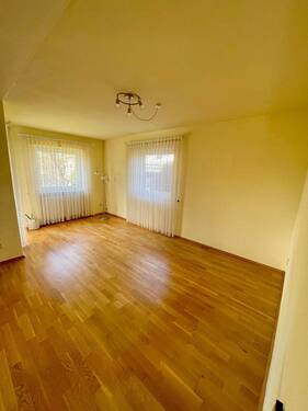 Wohnräume - 4 Zimmer Doppelhaushälfte zum Kaufen in Würzburg