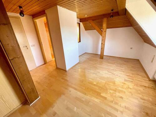 DG Wohnraum - Doppelhaushälfte mit 130,00 m&sup2; in Würzburg zum Kaufen