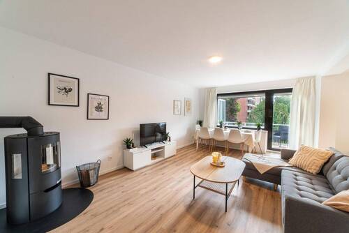WOHN-/ESSBEREICH - 4 Zimmer Etagenwohnung in Mülheim an der Ruhr