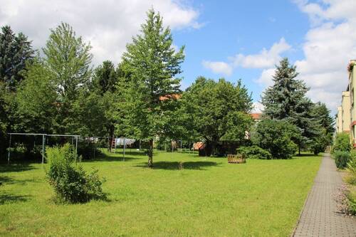 Grundstück - 3 Zimmer Etagenwohnung zum Kaufen in Dresden