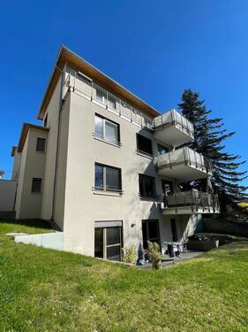 20260407_143717723_iOS.jpg - moderne 5,5 Zimmer-Wohnung in zentraler und ruhiger Lage von Überlingen