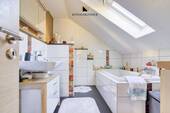 Dachgeschoss Wohnung - 