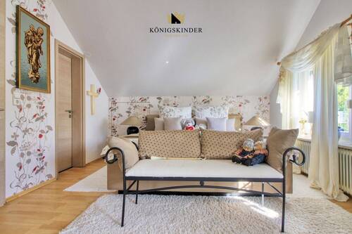 Dachgeschoss Wohnung - 