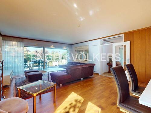 Wohn- und Esszimmer - 6 Zimmer Doppelhaushälfte in Krefeld