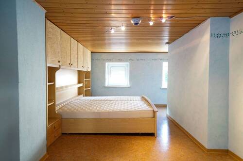 Schlafzimmer OG.jpg - 