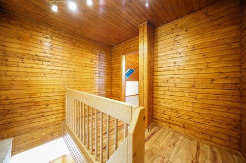 Treppenflur DG.jpg - 