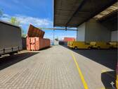 Zusätzliche Stellfläche für Container oder Parkplä - 