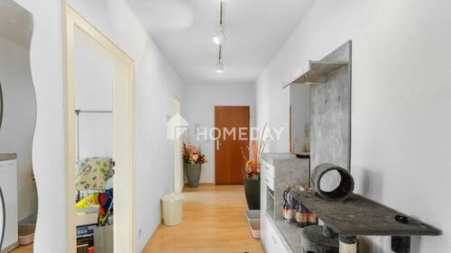 Flur 2 - 3 Zimmer Etagenwohnung zum Kaufen in Düren