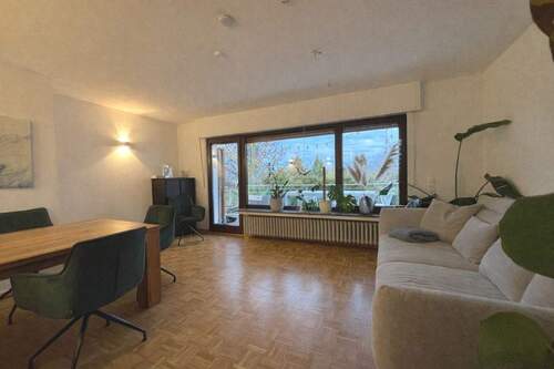 Wohn-und Essbereich - 