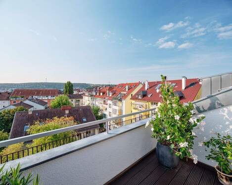 Ausblick - 4 Zimmer Etagenwohnung zum Kaufen in Stuttgart
