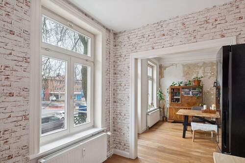 Wohnzimmer/offene Küche - 3 Zimmer Etagenwohnung zum Kaufen in Hamburg