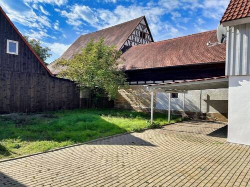Garten und Carport - 
