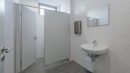 WC - 