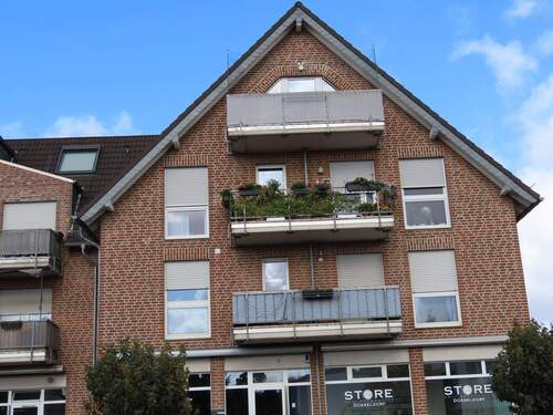 Hausansicht - 2 Zimmer Etagenwohnung zum Kaufen in Dormagen