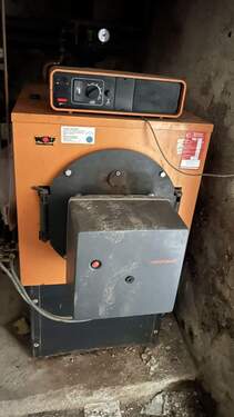 Zentralheizung im Keller - 