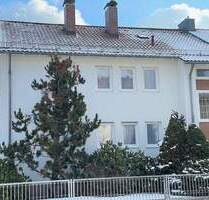 Doppelhaushälfte als 2-Familienhaus mit Doppel-Garage und großem Garten in Mögeldorf - Nürnberg