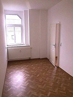 02 Schlafen.JPG - 2 Zimmer Etagenwohnung in Riesa